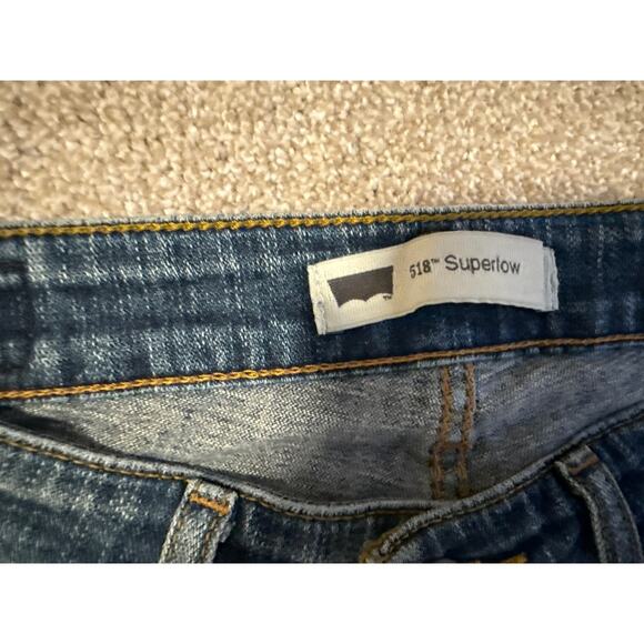 Y2K Vibe! Levi's 518™ Superlow Bootcut Stretch Jeans | Tag Size 5 M - Picture 2 of 5